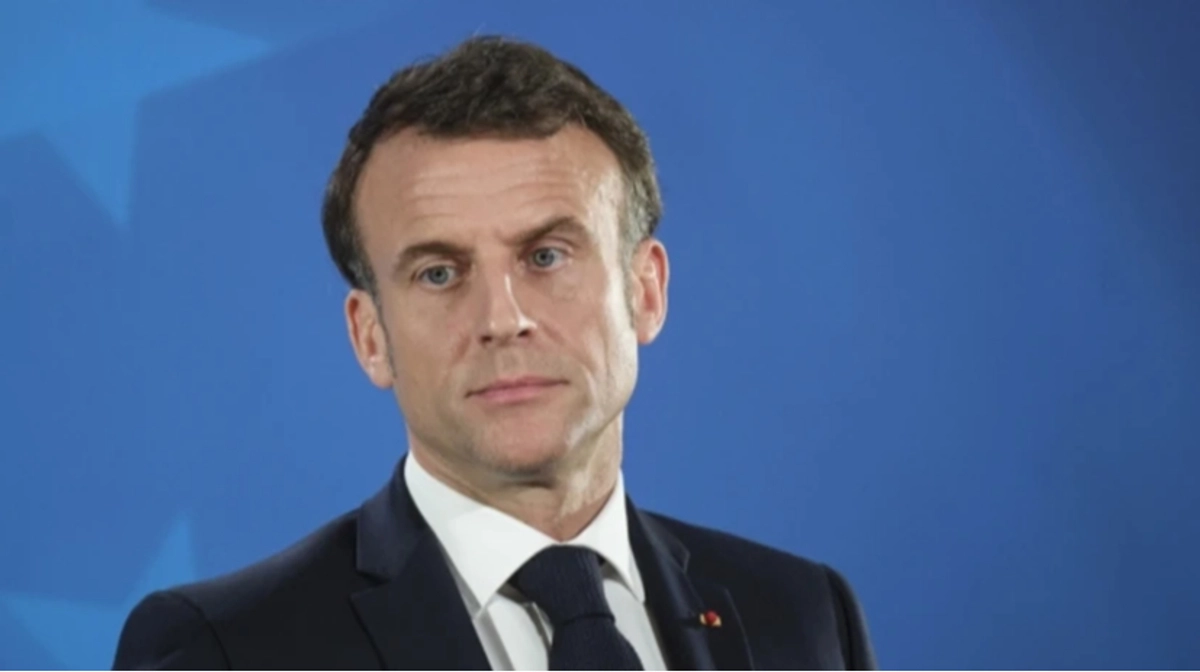 Макрон заявив, що наразі не планує зустрічі з Путіним Kép
