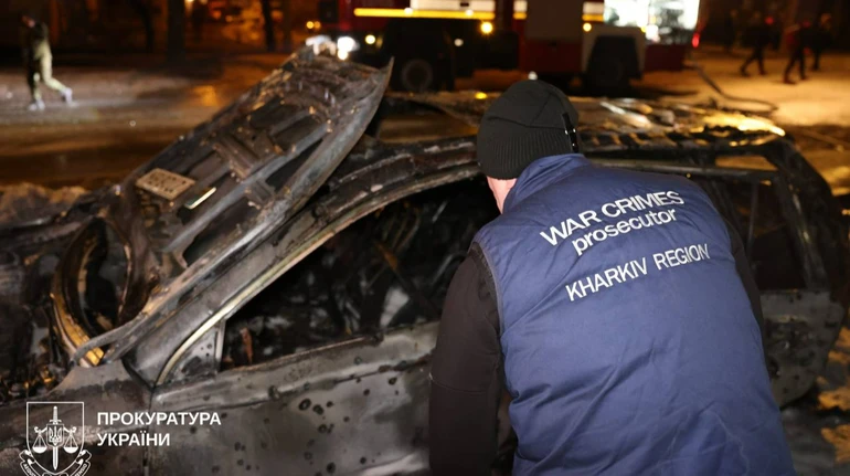 РФ завдала удару по Харкову: виникла пожежа, шестеро постраждалих