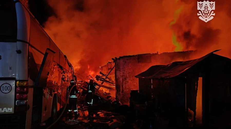Ataque russo atinge porto de Izmail, danificando embarcações e infraestrutura – fotos