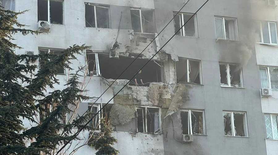 Civis mortos e outros feridos quando a Rússia ataca bloco de apartamentos em Odesa com drone – fotos