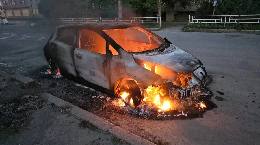 Армия РФ атаковала с помощью дрона автомобиль в Херсоне: есть пострадавшие
