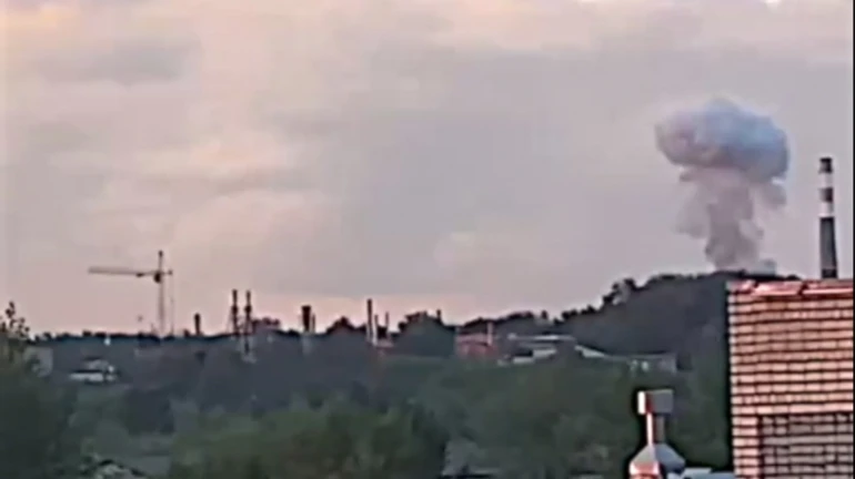 Ukrainian Defence Intelligence kamikaze drones hit Tambov Gunpowder Plant in Russia – Ukrainska Pravda sources, video