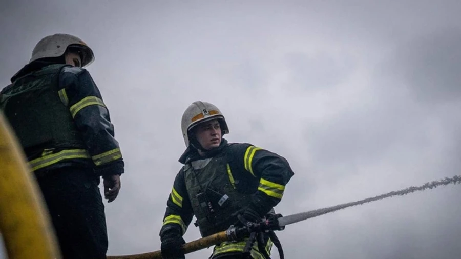 Оккупанты ударили по Харьковскому району, есть пожар на птицефабрике