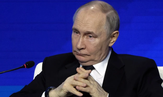 Russian leaders see potential truce as a lifeline for struggling economy