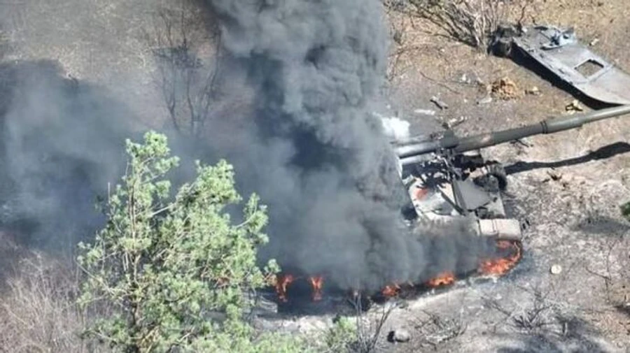 National Guard demonstrates destruction of 2 Russian tanks in Donetsk Oblast