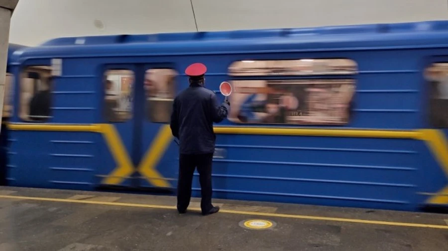 В Киеве из-за звонков о минировании закрывали четыре станции метро