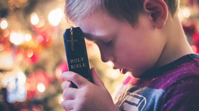 Бог не покарає: як говорити з дітьми про Бога та релігію?