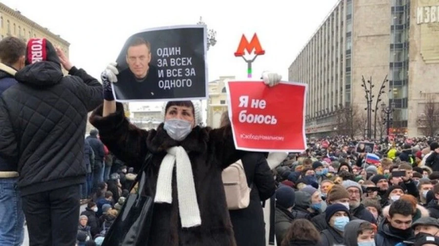 Путин сравнил митингующих за Навального с террористами