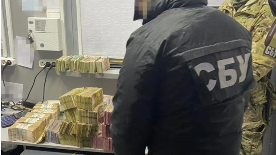 Двоє львівських бізнесменів організували конвертцентр з оборотом у 20 млрд