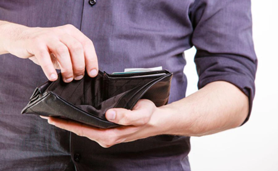 Каждый второй украинец говорит, что обеднел за последнее полугодие