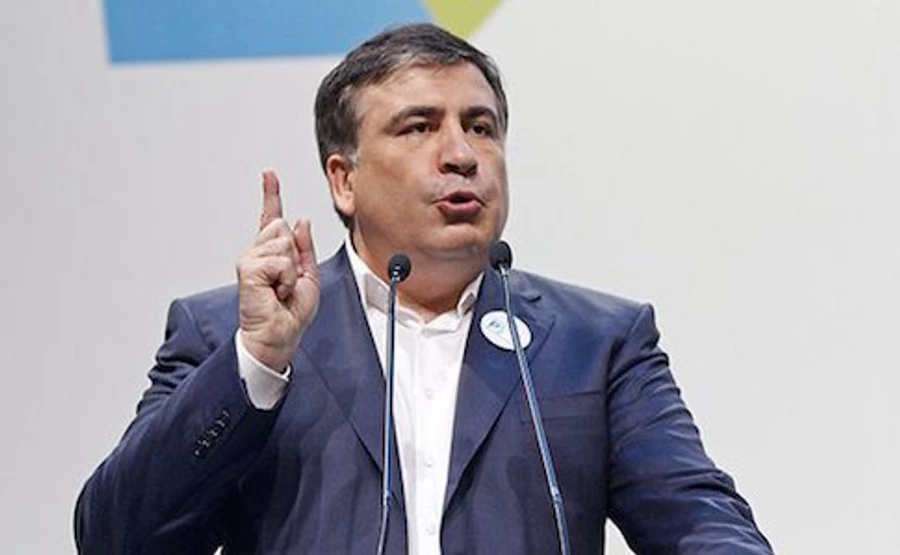 Саакашвили: в Одессу введут тысячу силовиков