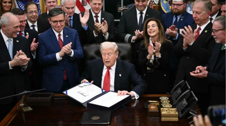 Шатдаун на користь Трампа: як кінець бюджетної кризи став поразкою для Демпартії США