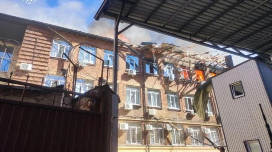 Ten injured, university and residential buildings damaged in Russian attacks on Kyiv – photo