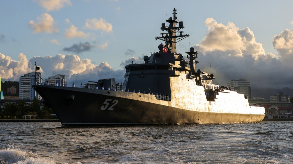 Есмінець КНДР, який під час спуску на воду пошкодили на очах у Кім Чен Ина, ввели в експлуатацію