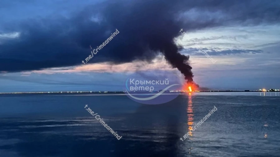 Explosions heard in occupied Crimea: fire breaks out in Port Kavkaz