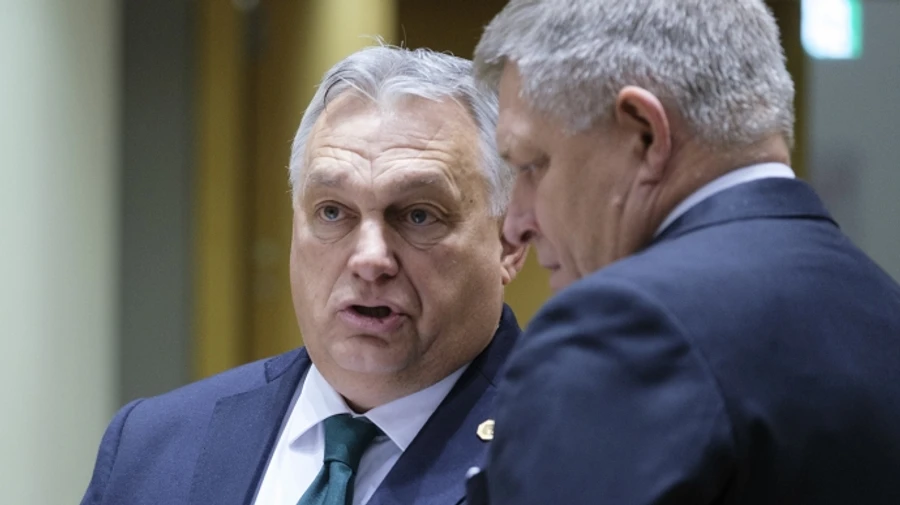 Приспешники Путина: Фицо и Орбана в Праге встретили протестом