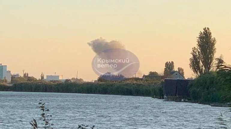 Окупанти заявили про ракетну атаку на Крим, соцмережі пишуть про приліт у Джанкої