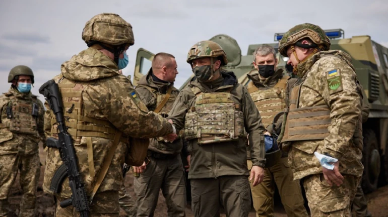 Зеленский поехал на передовую