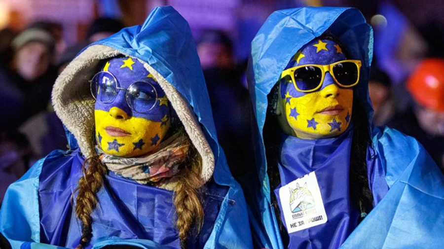 Украинцы получили больше всего видов на жительство в ЕС четвертый год подряд