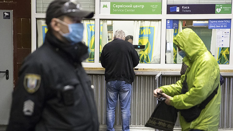 В Киеве снова под тысячу больных COVID за сутки и 11 смертей