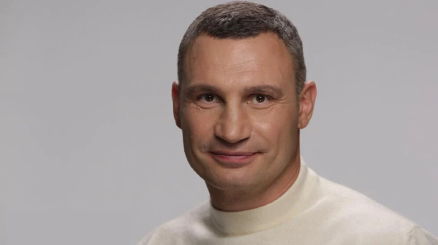 Кличко за рейтингом обходить трьох найближчих кандидатів разом взятих 