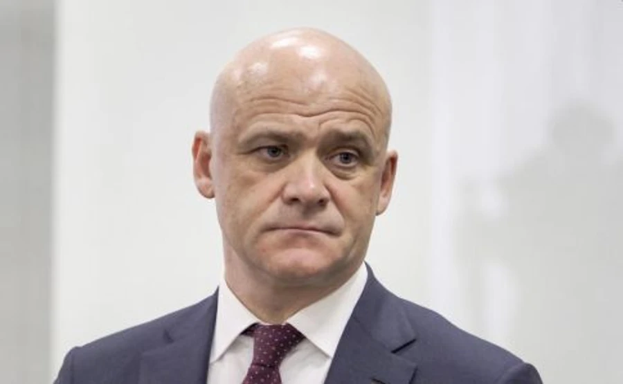 Холодницький вручив Труханову чергову підозру через майно дружини