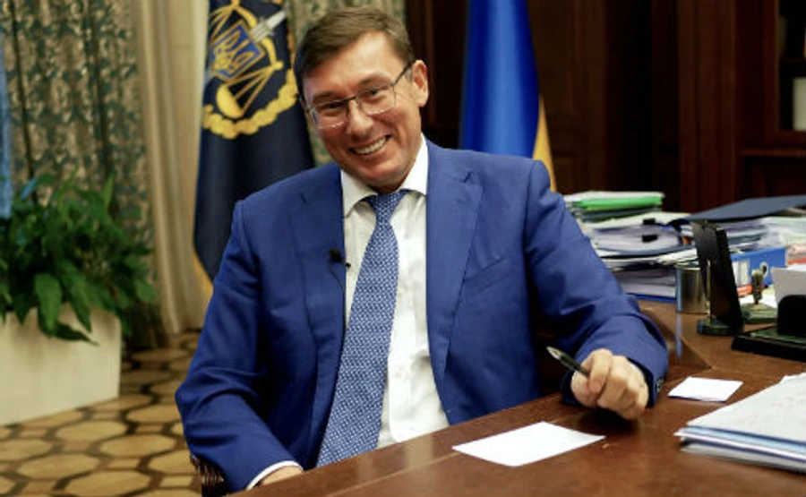 Журналіст The Hill знову написав про втручання посольства США в роботу героя Луценка