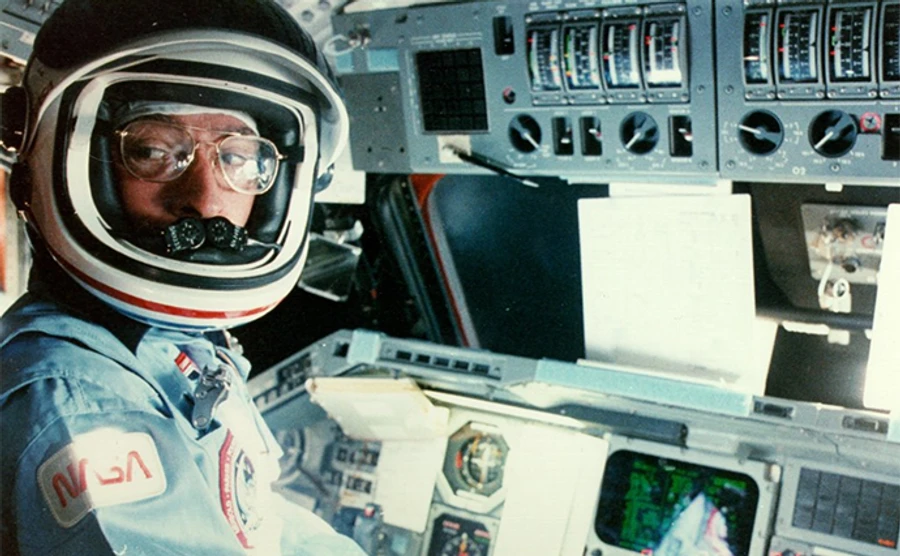 Умер астронавт, который дважды летал к Луне