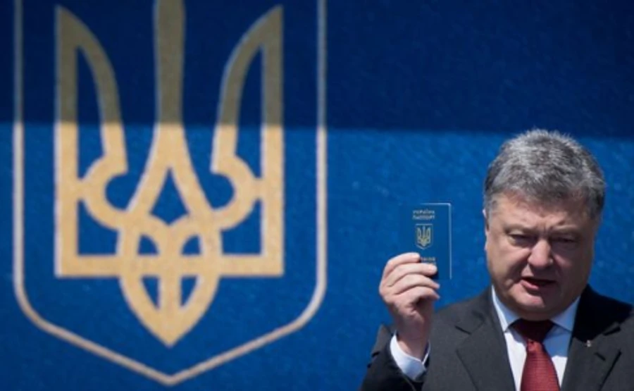 Саакашвілі отримав із АП документи про позбавлення громадянства