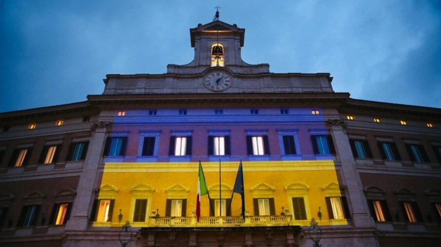 Italian Foreign Ministry and parliament buildings lit up in Ukrainian flag colours on 24 February – photos, video