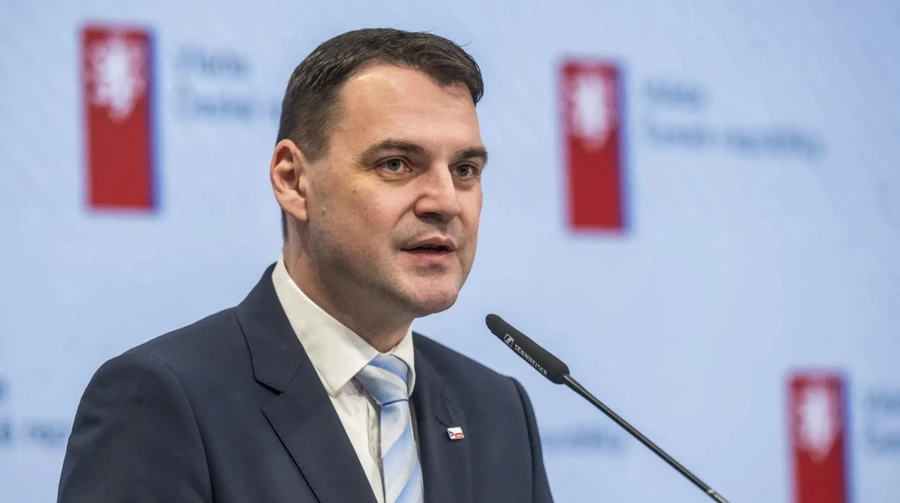 Czech foreign minister arrives in Kyiv after train delay caused by Russian attack