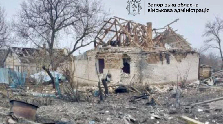 Дві жінки поранені після удару КАБом по Запорізькому району