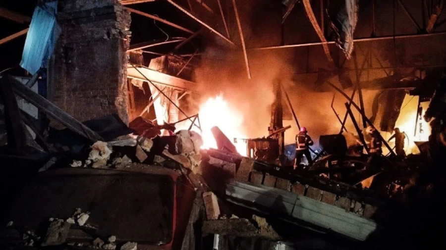 Russian drone attack: fire breaks out in Kyiv Oblast, damaging 8 cars