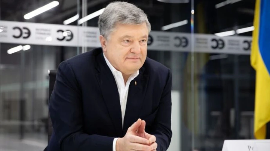 Порошенко очень приятны последние рейтинги, но он еще не решил, пойдет ли в президенты