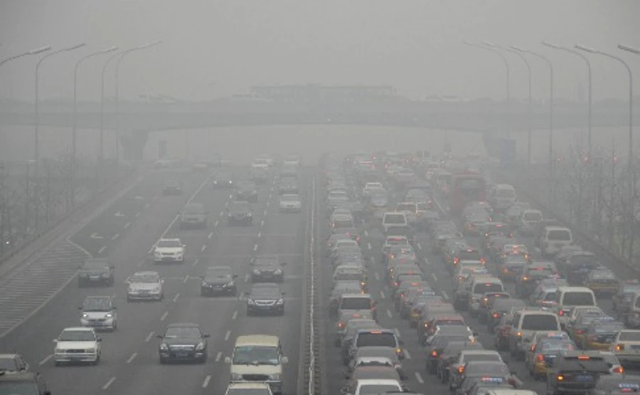 Киевлян предупреждают о плохой видимости из-за тумана