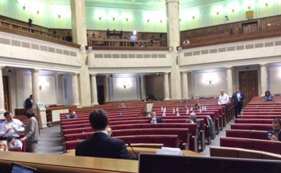 КИУ назвал топ-прогульщиков среди нардепов в декабре