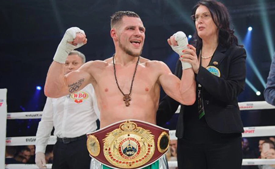 Украинский боксер завоевал титул WBO International