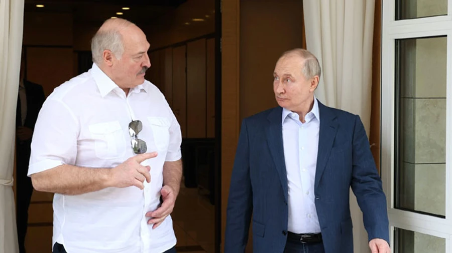 Держдеп про ядерну зброю РФ у Білорусі: Лукашенко віддає Кремлю все більше контролю