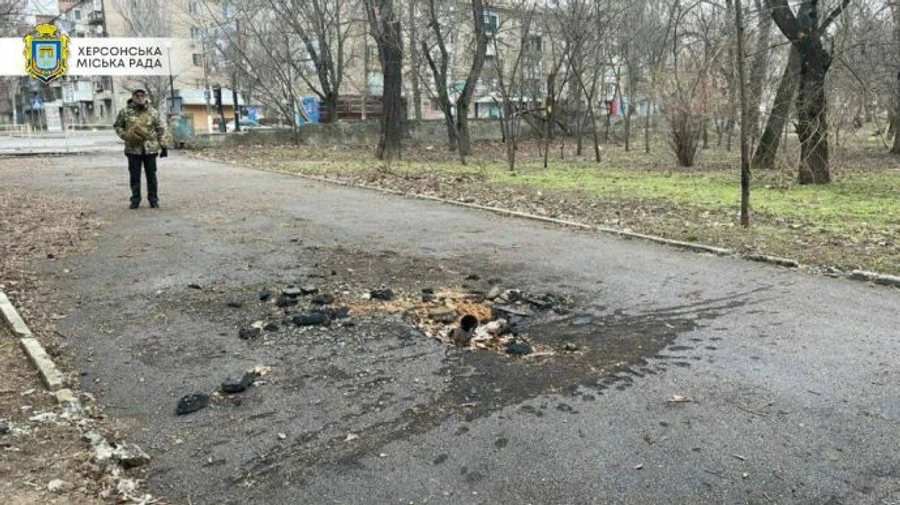 Russians attack Kherson and surroundings 20 times on Sunday, one person seriously injured
