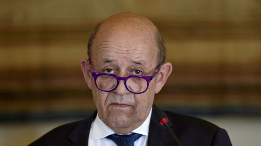 Глава МИД Франции считает, что Путин имитирует попытки договориться с Киевом