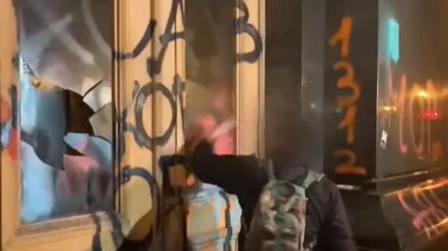 Обрання запобіжних заходів для трьох підозрюваних у хуліганстві під ОП перенесли