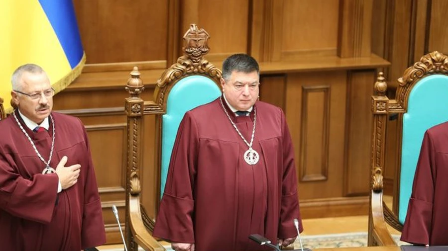 Судьи КС повздорили из-за кресла Тупицкого