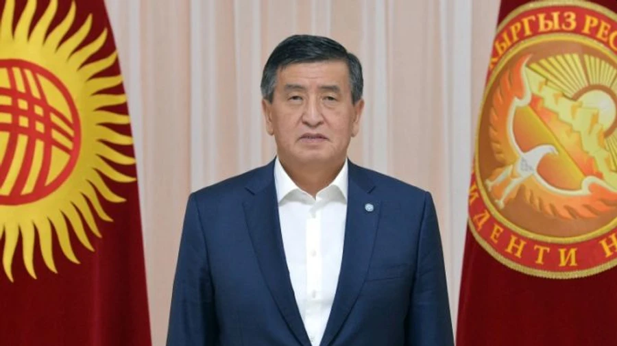 Президент Кыргызстана уходит в отставку: Мир и целостность - превыше всего