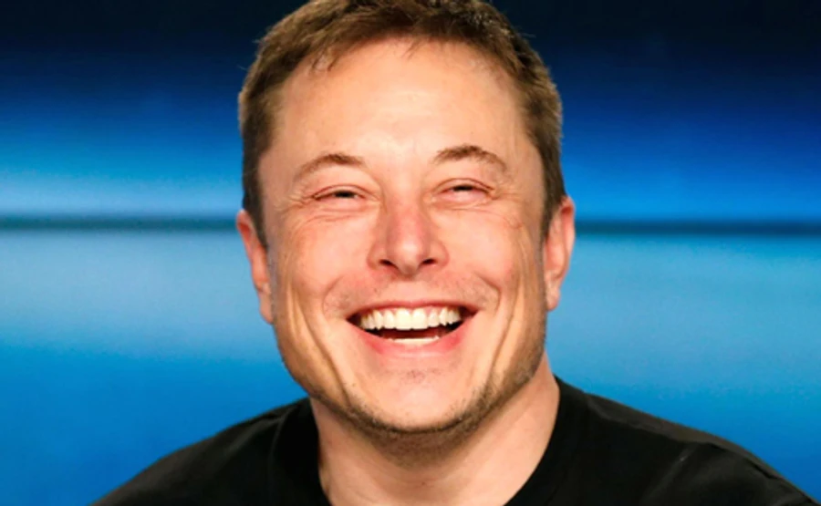 Маск хотів купити домен Української правди