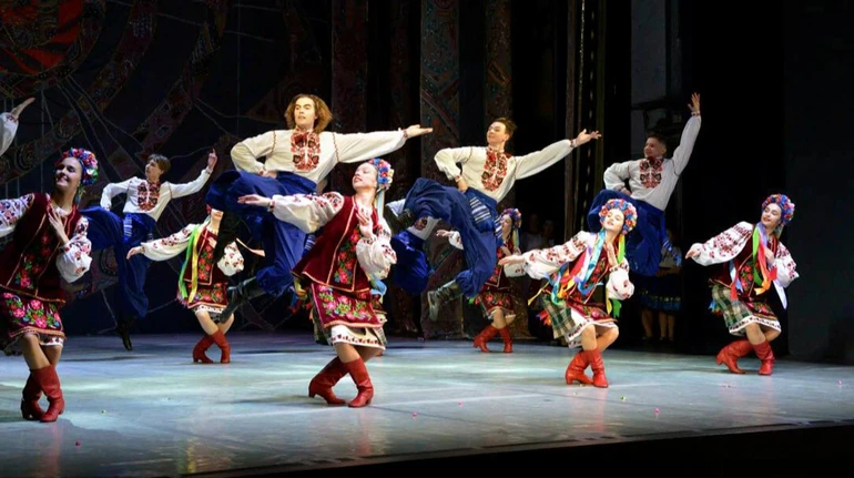 Без света, тепла и в тесноте: почему киевская школа танца Барвиночок оказалась на грани закрытия