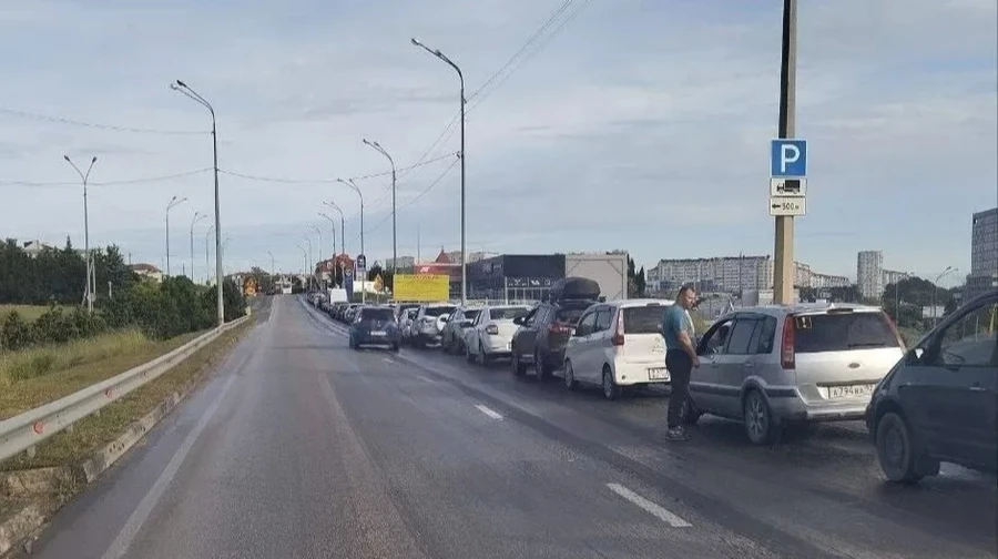 Паливна криза охопила більшість регіонів Росії та окуповані території України – ЗМІ