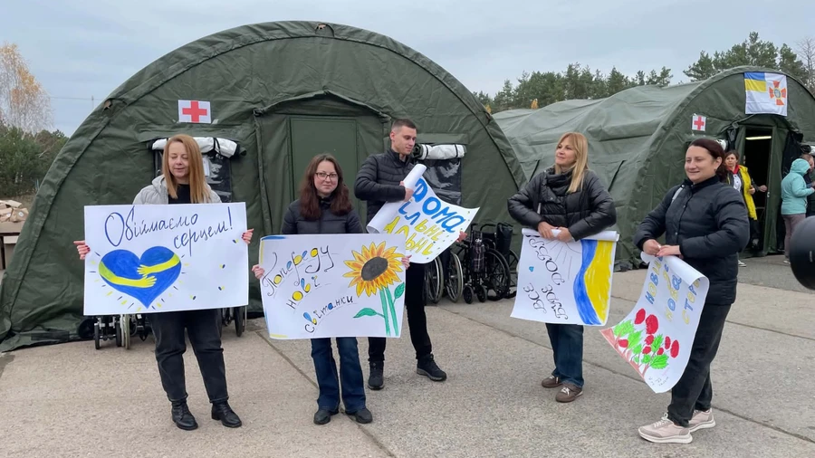 Chernihiv Oblast prepares to welcome Oleshky evacuees, humanitarian hub set up – photos