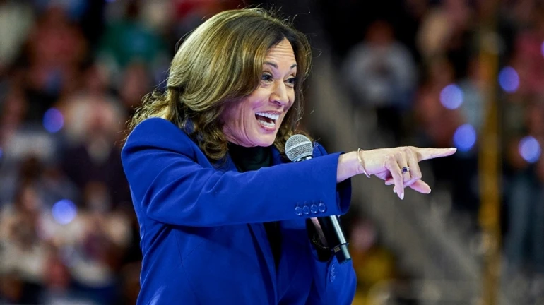 Де Ніро і Ді Капріо підтримали Гарріс на передвиборчих перегонах