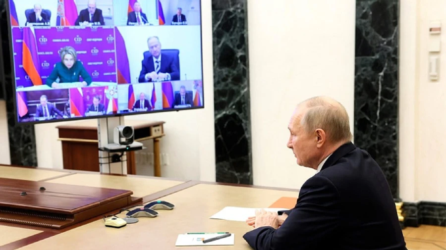 Putin holds Security Council on domestic security