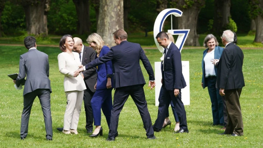 Министры финансов G7 планируют 15 млрд евро помощи Украине – СМИ